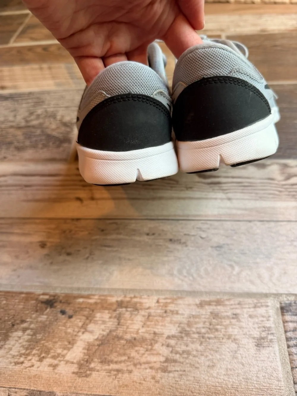 Nike light gray